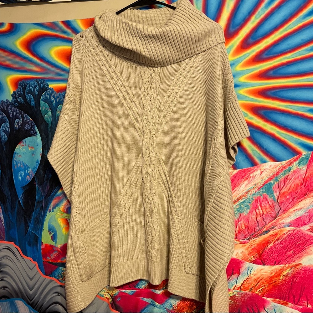black rivet Pullover/Poncho